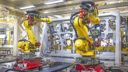 星晖新能源智能汽车在黄冈成功下线 项目投资超200亿元 提供就业岗位2200个